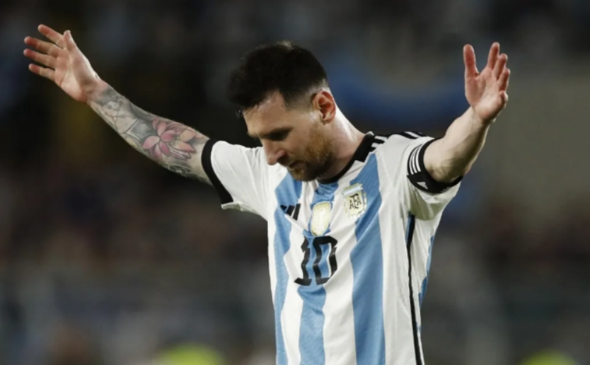 Messi Efsane Futbolcuyu Hıçkıra Hıçkıra Ağlattı!