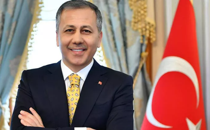 İstanbul Valisi Yerlikaya İçişleri Bakanı Olarak Hizmet Vermeye Devam Edecek