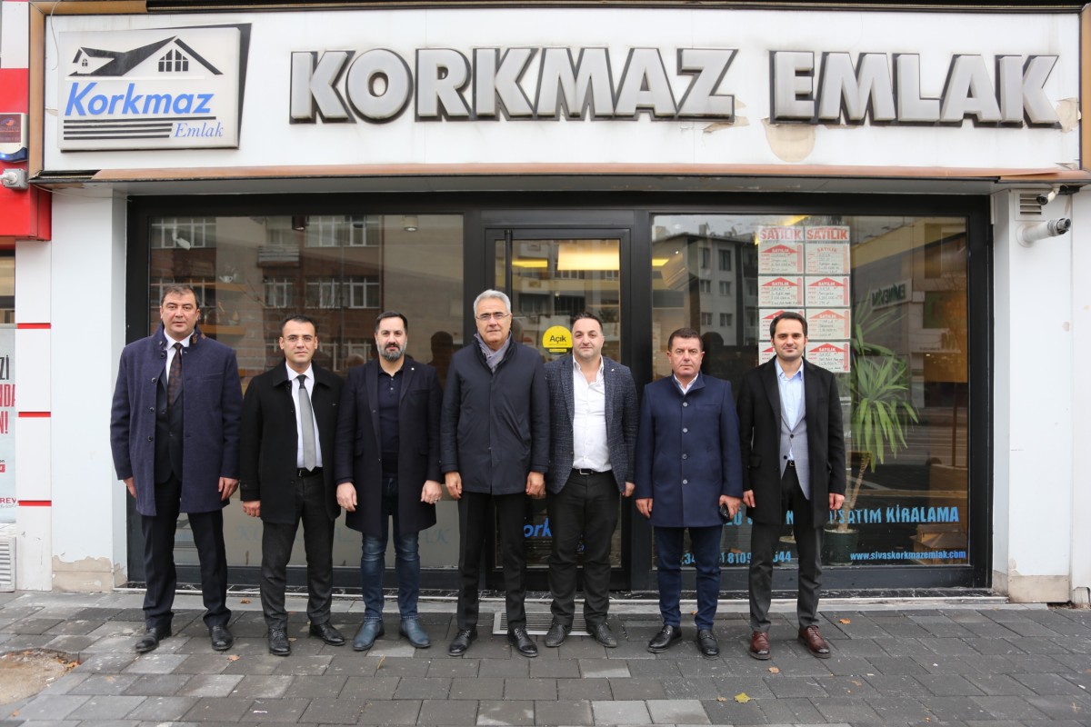 Sivas TSO Başkanı Zeki Özdemir, İstasyon Caddesi’nde Esnaf Ziyareti Gerçekleştirdi.