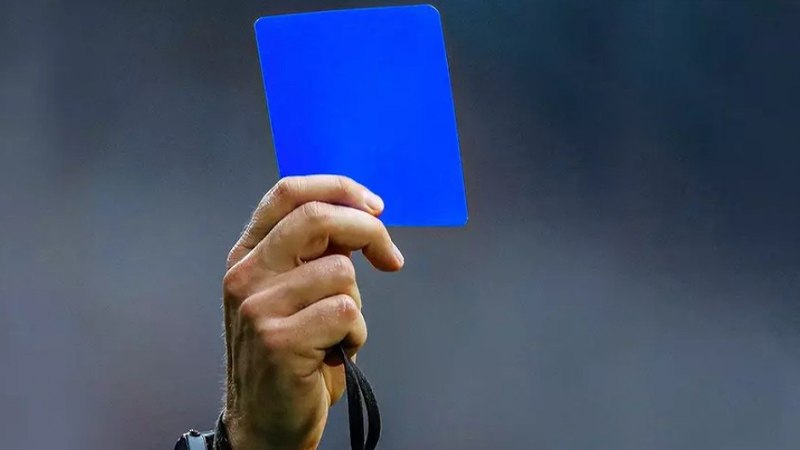 Futbolda mavi kart dönemi başlıyor