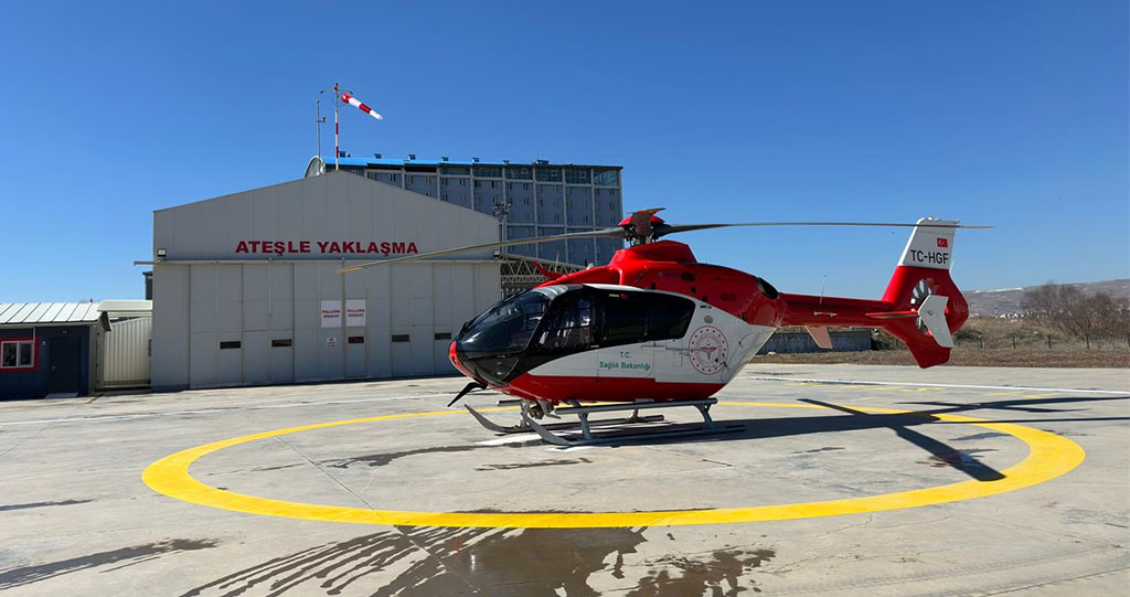 Sivas'ta ambulans helikopter hizmete başladı!