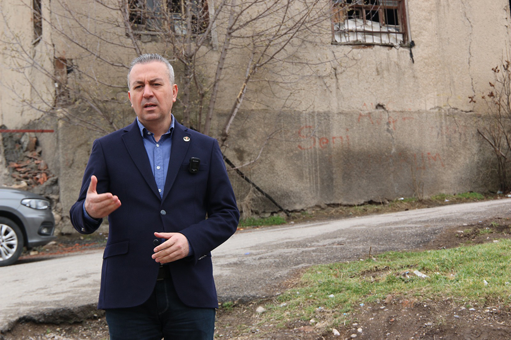 Sivas'a Yeni Bir Soluk, Dr. Adem Uzun'dan Kale Projesi