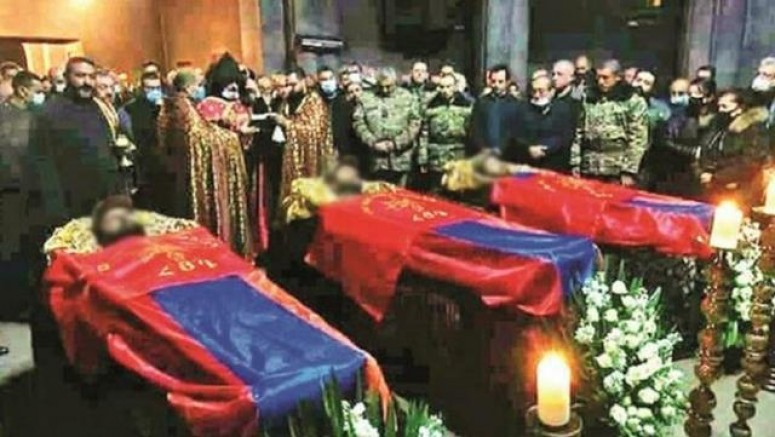 Ermenistan için 1000 dolara Karabağ'da savaşan PKK'lı teröristler için Halep'te tören düzenlendi