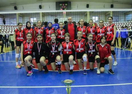 Hamit Özkan Voleybol Turnuvası sona erdi. 