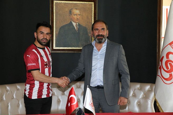 Murat Paluli Demir Grup Sivasspor’ da