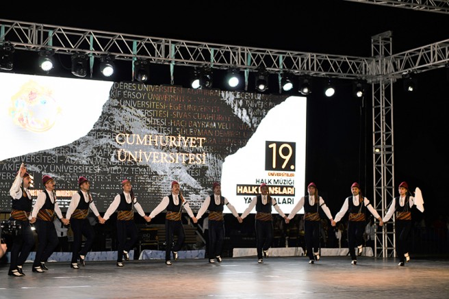SCÜ Halk Dansları Yarışmasında Türkiye 3.’sü Oldu