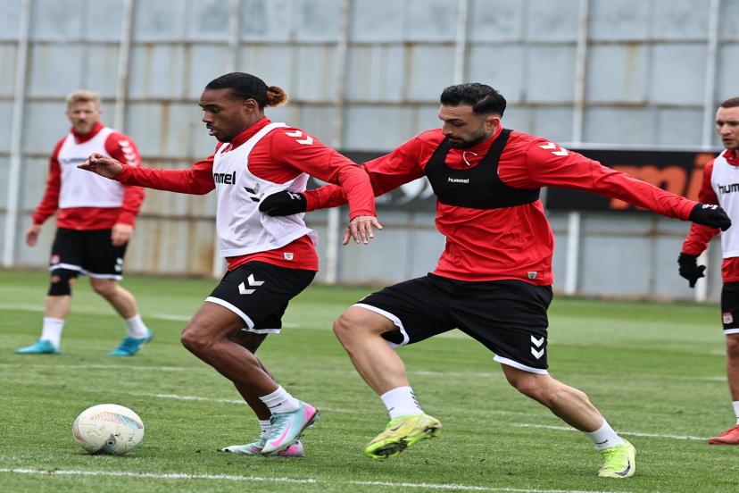Sivasspor, Kasımpaşa Maçı Hazırlıklarını Sürdürüyor