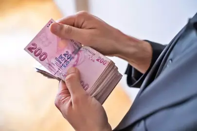 Emeklilerin Bayram İkramiyesi Ödemeleri Başlıyor: Tarihler Belli Oldu