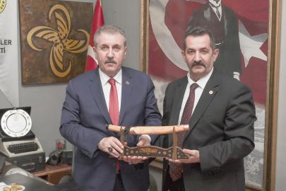 BBP Genel Başkanı Mustafa Destici’den Sivas Gazeteciler Cemiyeti’ne Ziyaret