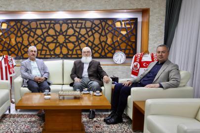 "Dini Söylem Üzerinden Kutuplaşma: Sivas’ta Tehlikeli Gidişat"