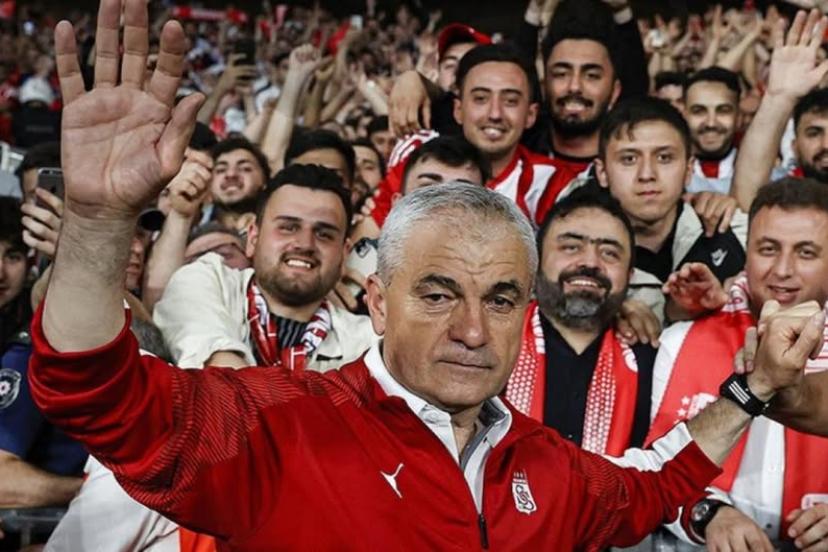 Rıza Çalımbay’dan Duygusal Veda: "Sivasspor Benim İçin Sadece Bir Kulüp Değil"