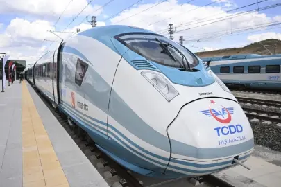 Sivas-İstanbul YHT Sefer Saatlerinde Değişiklik