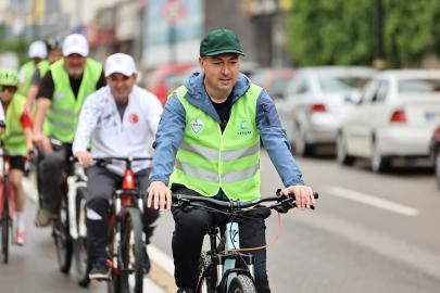 Sivas’ta Yeşilay Bisiklet Turu’na Yoğun Katılım