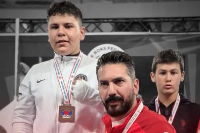 Sivaslı Berat Türkyılmaz Türkiye Şampiyonu Oldu