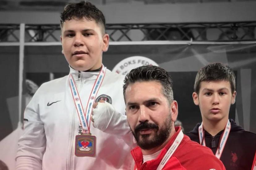 Sivaslı Berat Türkyılmaz Türkiye Şampiyonu Oldu