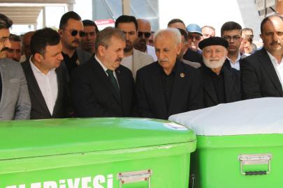 BBP Genel Başkanı Mustafa Destici, Fatma Polat’ın Cenazesine Katıldı