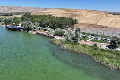 Hafik Gölü Yeni Çehresiyle Ziyaretçilerini Bekliyor