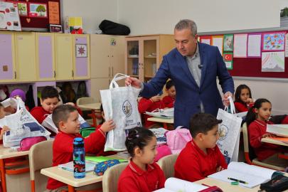 Hem Öğrencilere Hem Yerel Esnafa Destek