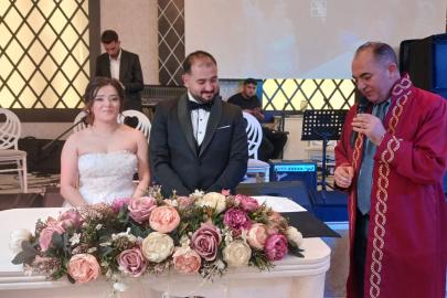 Oğuzhan, Zeynep Fırtına ile Dünyaevine Girdi