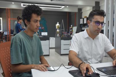 Üniversite adaylarına parmak izinden 'tercih' desteği