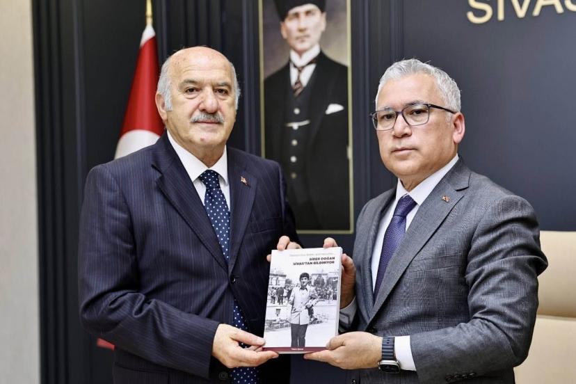 Sirer Doğan'ın 55 Yıllık Anıları Kitap Oldu