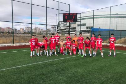 İstiklal Alperen Spor, Cumhuriyet Bayramı Coşkusunu Sahada Yaşadı