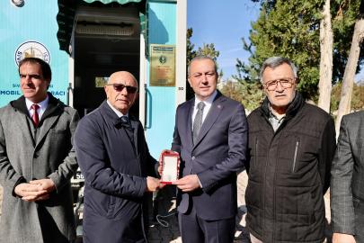 Elbeyli Yöresi Hayırseverlerinden Belediyeye Taziye Aracı Bağışı