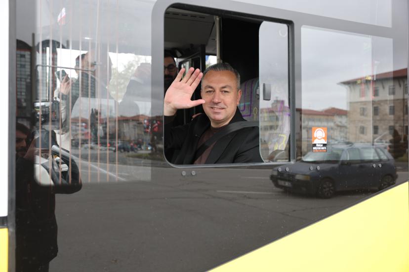 12 METRELİK YENİ OTOBÜSLER HİZMETE GİRDİ...