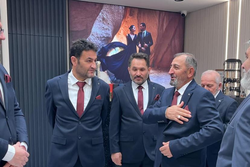 Sivaslı Terziden Şehit Ailelerine Anlamlı Destek