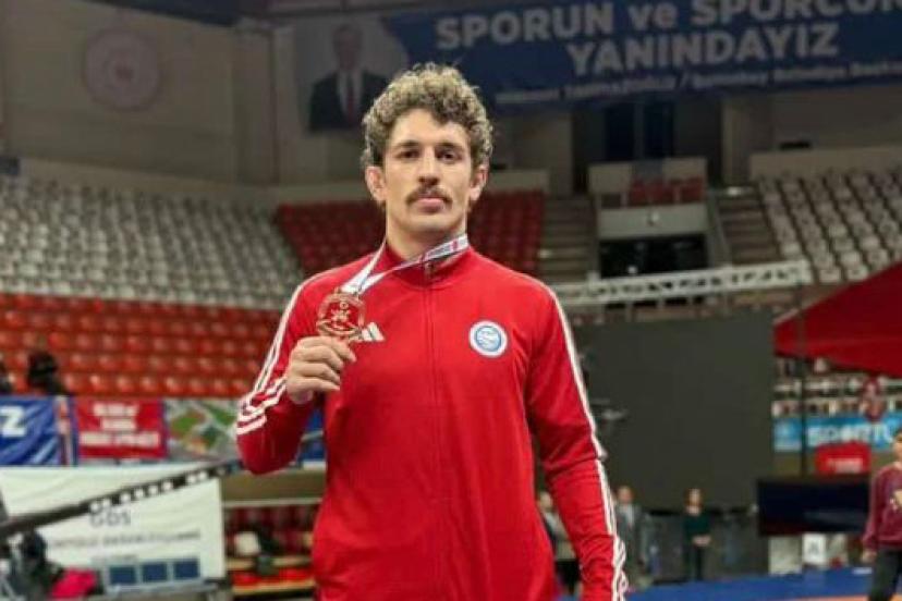 YÜKSEL SARIÇİÇEK TÜRKİYE ŞAMPİYONU OLDU