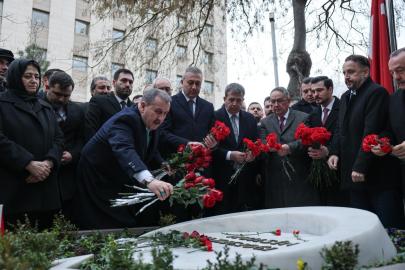 BBP’nin 33. Kuruluş Yılında Muhsin Yazıcıoğlu Kabri Başında Anıldı