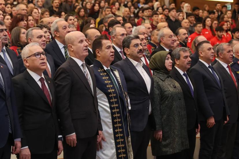 Sivas Cumhuriyet Üniversitesi 52. Kuruluş Yıl Dönümünü Coşkuyla Kutladı