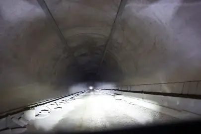 Aksu: Geminbeli Tüneli bu yıl açılacak